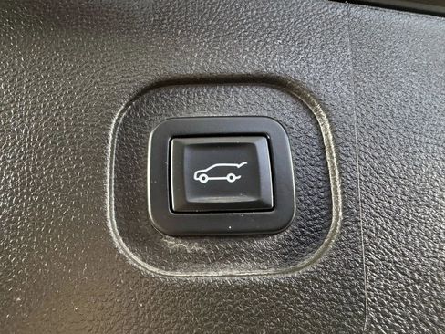 Used 2013 GMC Terrain SLT w/ LPO, Protection Package image 29