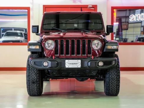 Used 2022 Jeep Gladiator Rubicon w/ Trailer Tow Package AWD/4WD image 8