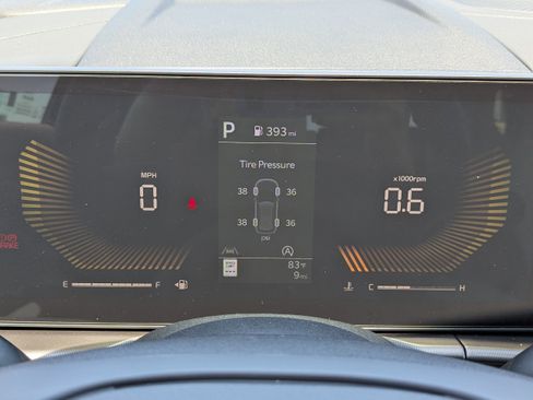 New 2026 Kia Sportage EX FWD image 33