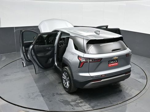 Used 2026 Chevrolet Equinox LT FWD image 67