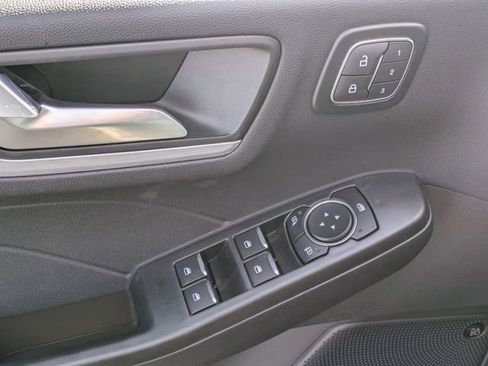 New 2025 Ford Escape SE w/ PHEV Premium Package image 13