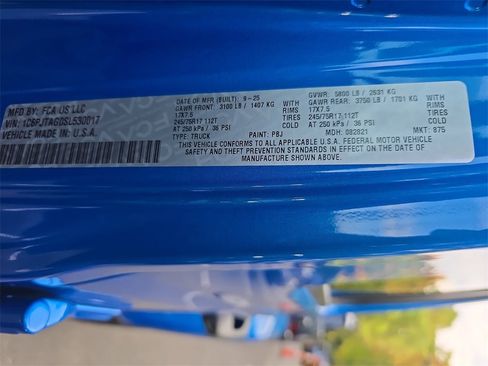 New 2025 Jeep Gladiator Sport image 29