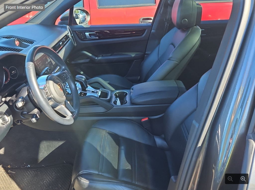 Used 2020 Porsche Cayenne AWD/4WD image 7