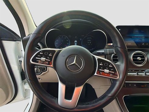 Used 2022 Mercedes-Benz GLC 300 4MATIC image 15