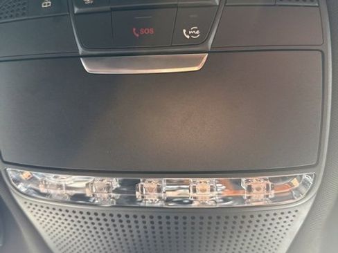 Used 2022 Mercedes-Benz GLC 300 4MATIC image 50