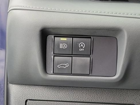 Used 2026 Toyota Highlander XLE AWD/4WD image 34