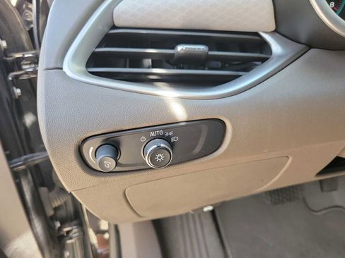 Used 2025 Chevrolet Malibu LS image 13