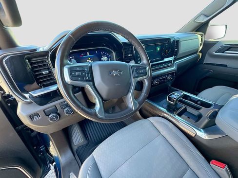 Used 2023 Chevrolet Silverado 1500 RST w/ Protection Package image 9