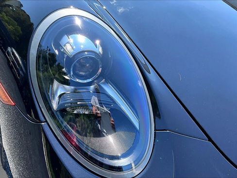 Used 2017 Porsche 911 Carrera RWD image 26