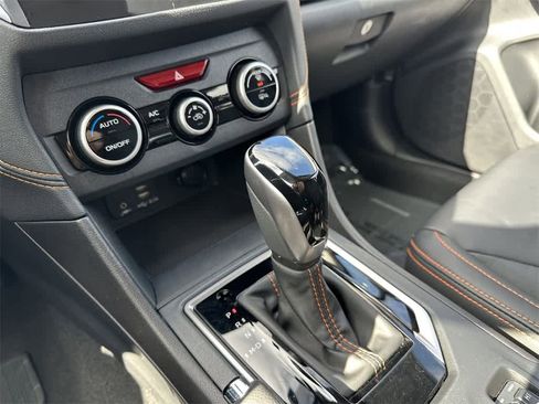 Used 2023 Subaru Crosstrek 2.5i Limited w/ Moonroof Package image 18