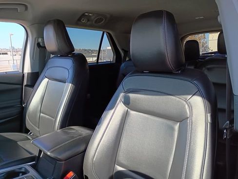 Used 2023 Ford Explorer XLT w/ Equipment Group 202A image 14