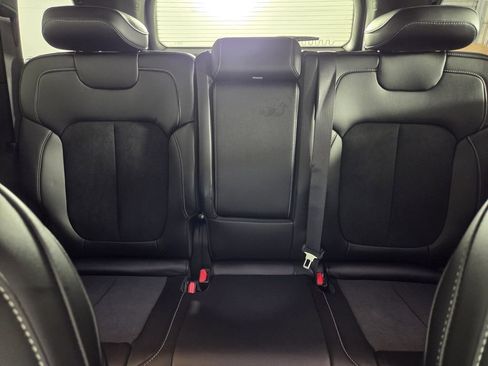 Used 2026 Jeep Grand Cherokee Altitude RWD image 22