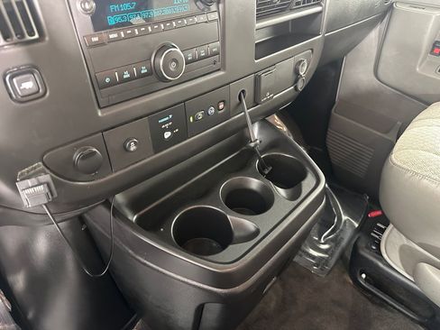 Used 2018 Chevrolet Express 3500 LT w/ LT Preferred Equipment Group RWD image 23