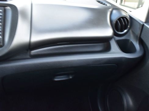 Used 2013 Honda Fit Sport image 33