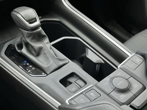 Used 2026 Toyota Grand Highlander AWD image 17