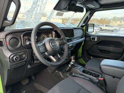 New 2026 Jeep Wrangler Unlimited Rubicon image 11