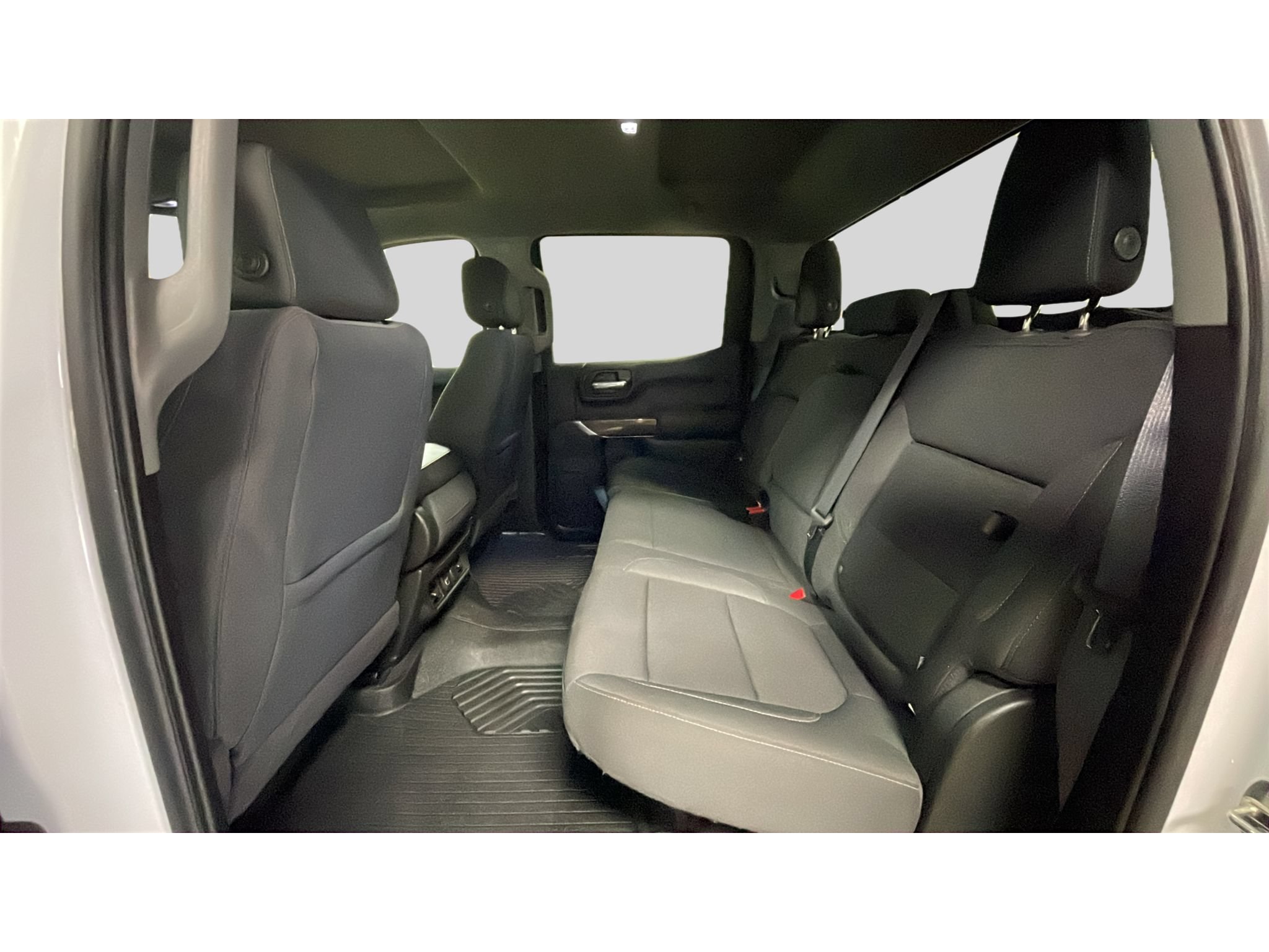 Used 2020 Chevrolet Silverado 1500 RST AWD/4WD image 15