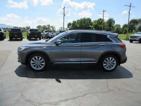 Used 2019 INFINITI QX50 Essential w/ Premium Heat Package AWD/4WD image 10