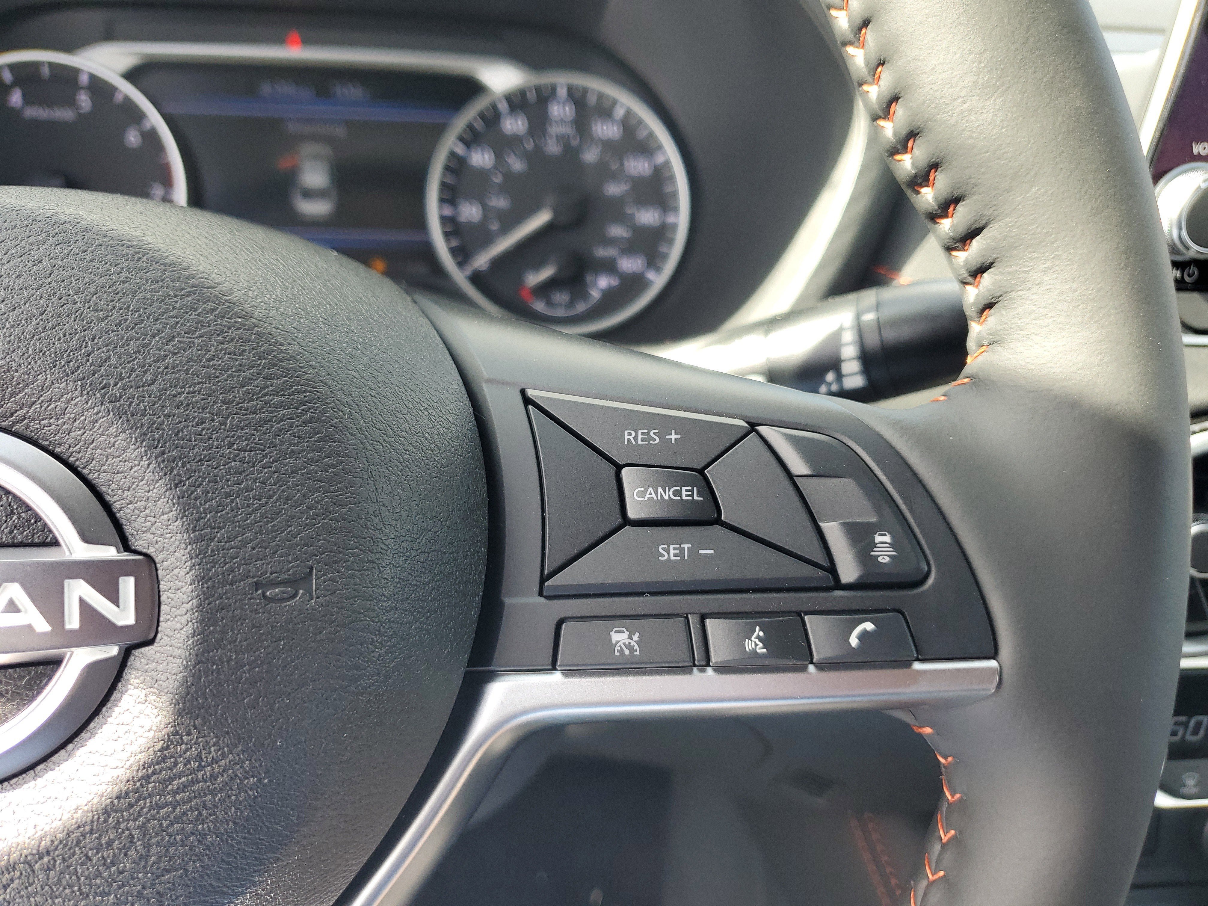 New 2025 Nissan Sentra SR w/ SR Premium Package FWD image 22