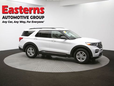 Used 2023 Ford Explorer XLT w/ Equipment Group 202A image 45