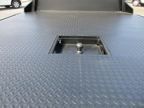 Used 2022 Ford F450 XLT image 5