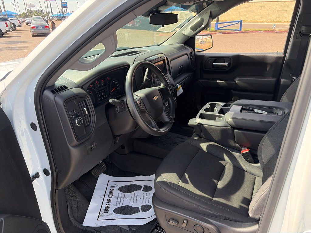 Used 2025 Chevrolet Silverado 1500 Custom RWD image 8