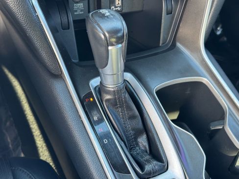 Used 2019 Honda Accord Sport image 31