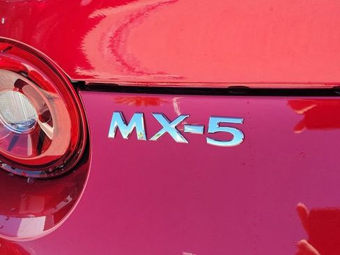 New 2026 MAZDA MX-5 Miata RF Grand Touring w/ Appearance Package RWD image 27