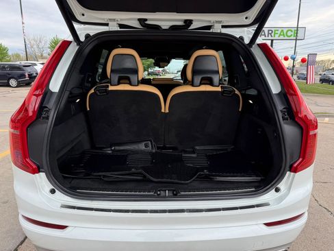 Used 2018 Volvo XC90 T6 Momentum w/ Convenience Package AWD/4WD image 14