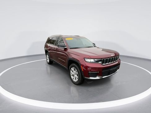 Used 2022 Jeep Grand Cherokee L Limited image 3