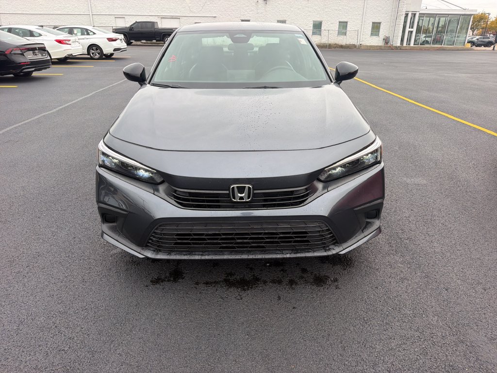 Used 2023 Honda Civic Sport image 2