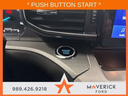 Used 2024 Ford Explorer XLT w/ Equipment Group 202A AWD/4WD image 21