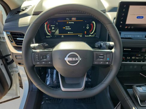 New 2026 Nissan Rogue Platinum w/ Platinum Premium Package image 25