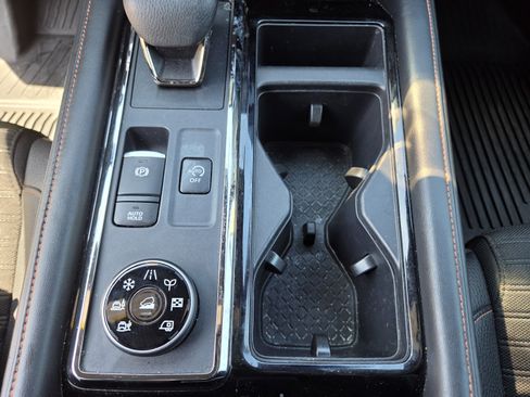 Used 2023 Nissan Pathfinder Rock Creek AWD/4WD image 14