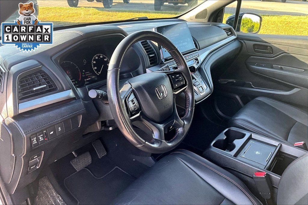 Used 2025 Honda Odyssey Sport-L image 13