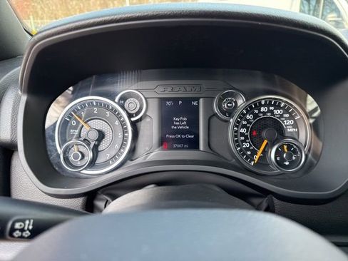 Used 2022 RAM 1500 Big Horn image 11