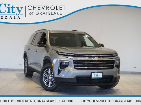 New 2026 Chevrolet Traverse LT w/ Driver Confidence Package FWD image 1