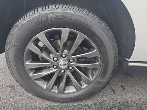 Used 2020 Ford Expedition Limited AWD/4WD image 5