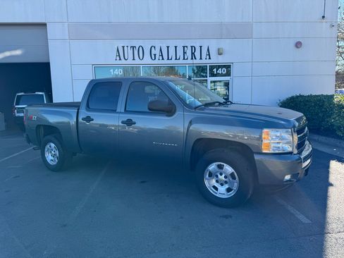 Used 2011 Chevrolet Silverado 1500 LT w/ All-Star Edition image 3