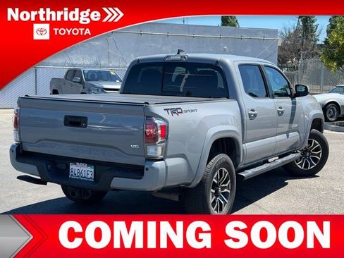 Used 2021 Toyota Tacoma TRD Sport w/ Technology Package RWD image 4