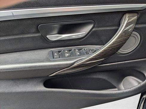 Used 2016 BMW 435i xDrive Convertible image 10