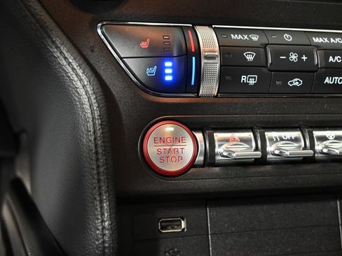 Used 2021 Ford Mustang GT Premium w/ GT Performance Package RWD image 32