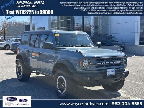 Used 2022 Ford Bronco Big Bend w/ Sasquatch Package image 1