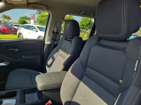Certified 2023 Nissan Frontier SV AWD/4WD image 21