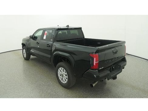 New 2026 Toyota Tacoma SR5 image 5