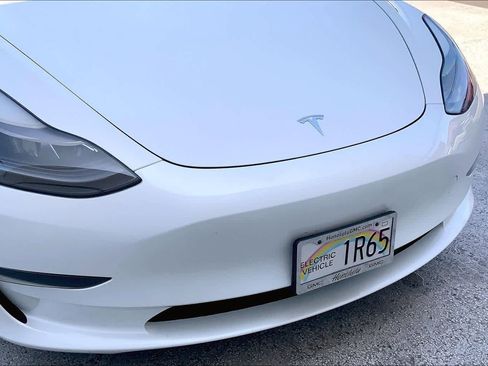 Used 2023 Tesla Model 3 Standard Range RWD image 33