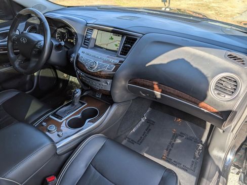 Used 2020 INFINITI QX60 Luxe w/ Sensory Package image 3