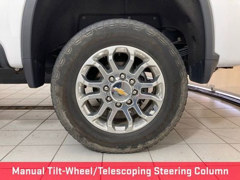 Used 2025 Chevrolet Silverado 3500 LTZ AWD/4WD image 28