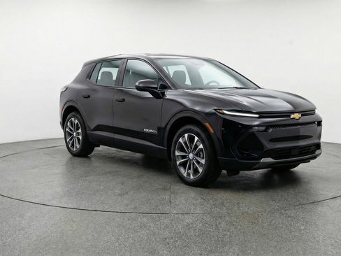 Used 2025 Chevrolet Equinox LT FWD image 1