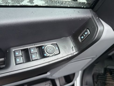 New 2026 Ford F250 XL w/ XL Chrome Package image 12